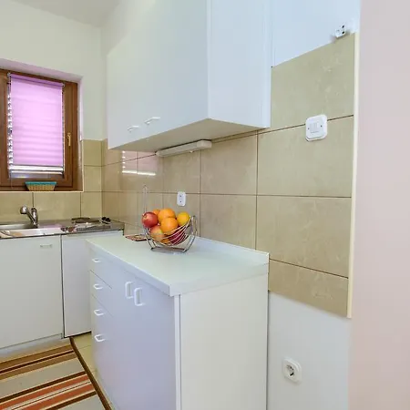 Nadija Studio Apartmani Krk Town Exterior photo