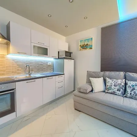 Nadija Studio Apartmani Krk Town Exterior photo
