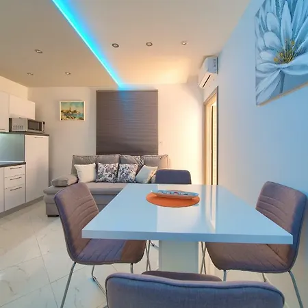 Nadija Studio Apartmani Krk Town Exterior photo