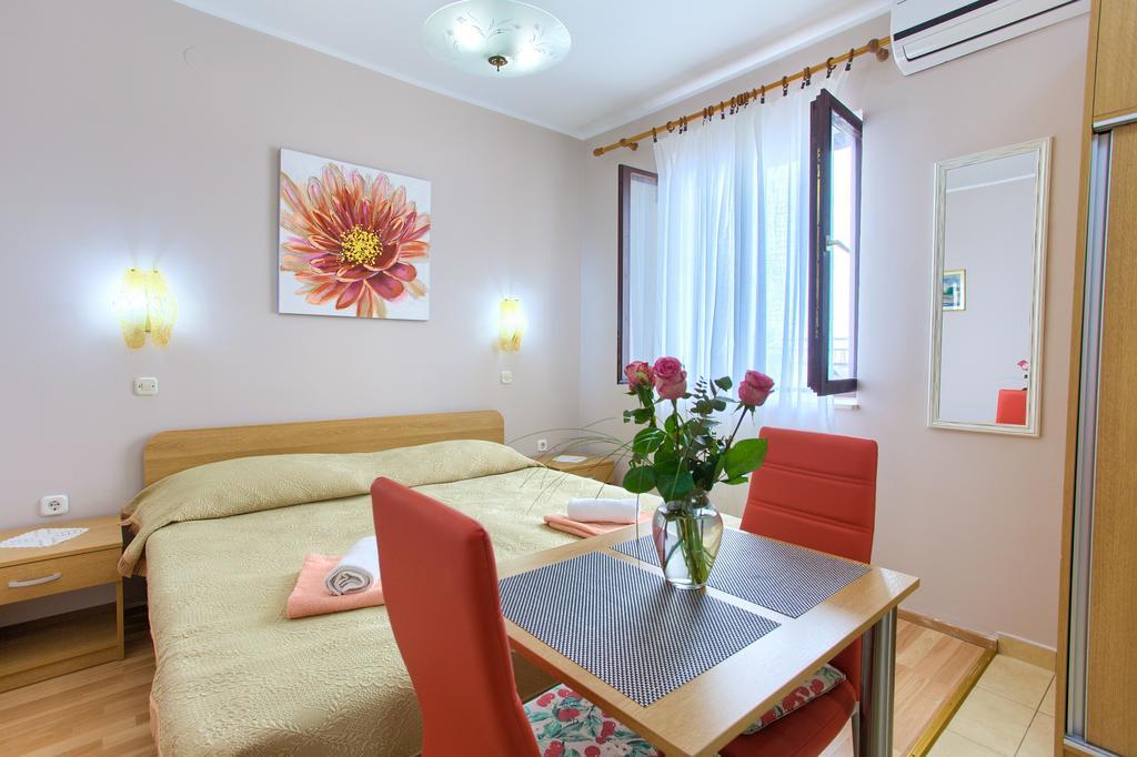 Apartment Nadija Krk Town